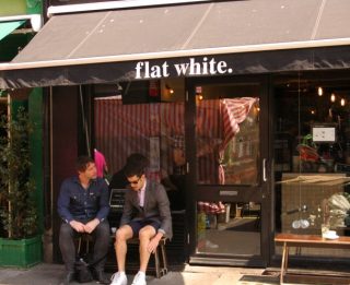 FlatWhite-605x494