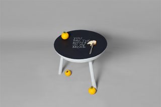masa-rotunda-BLACKBOARD