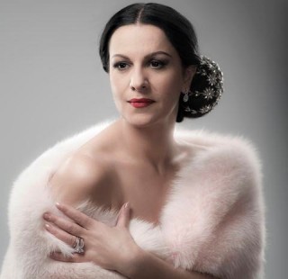 Angela Gheorghiu Adriana Lecouvreur
