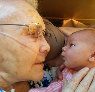 great-grandmother-92-year-old-meets-two-day-old-great-granddaughter-penelope-millie-scott-martin-1