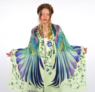 Melbourne-artist-creates-scarves-that-will-give-you-wings1-830x764